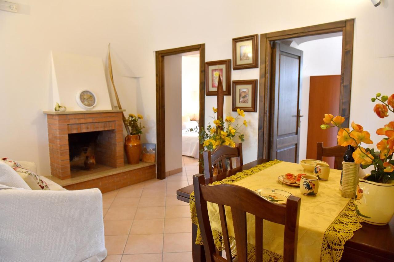 I Tre Coni - Villaggio Di Mary Locorotondo Luaran gambar
